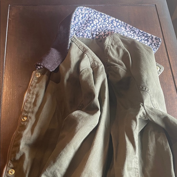 J. Crew womens barn jacket with Liberty floral print under collar - Picture 4 of 6